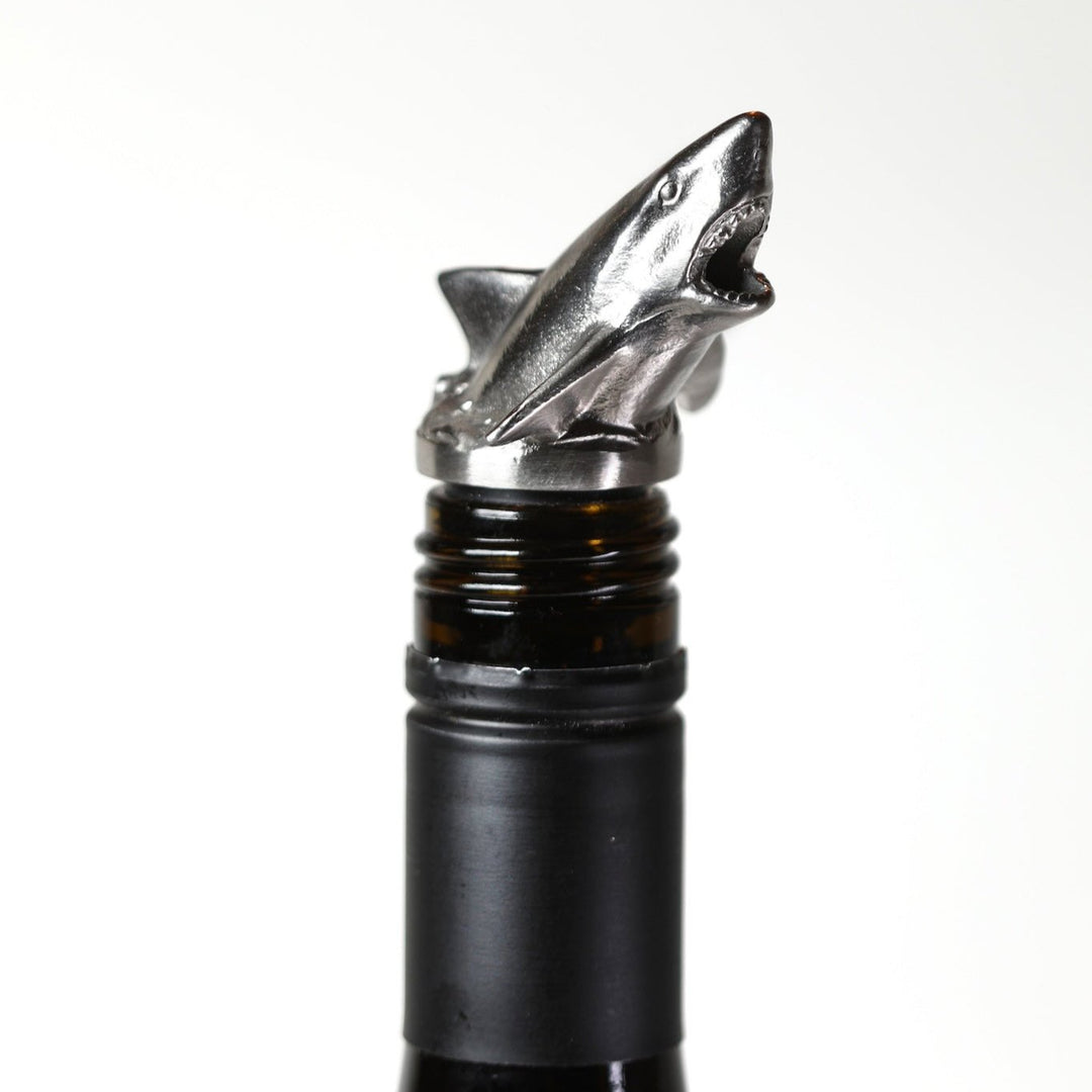 "Shark" Wine Pourer