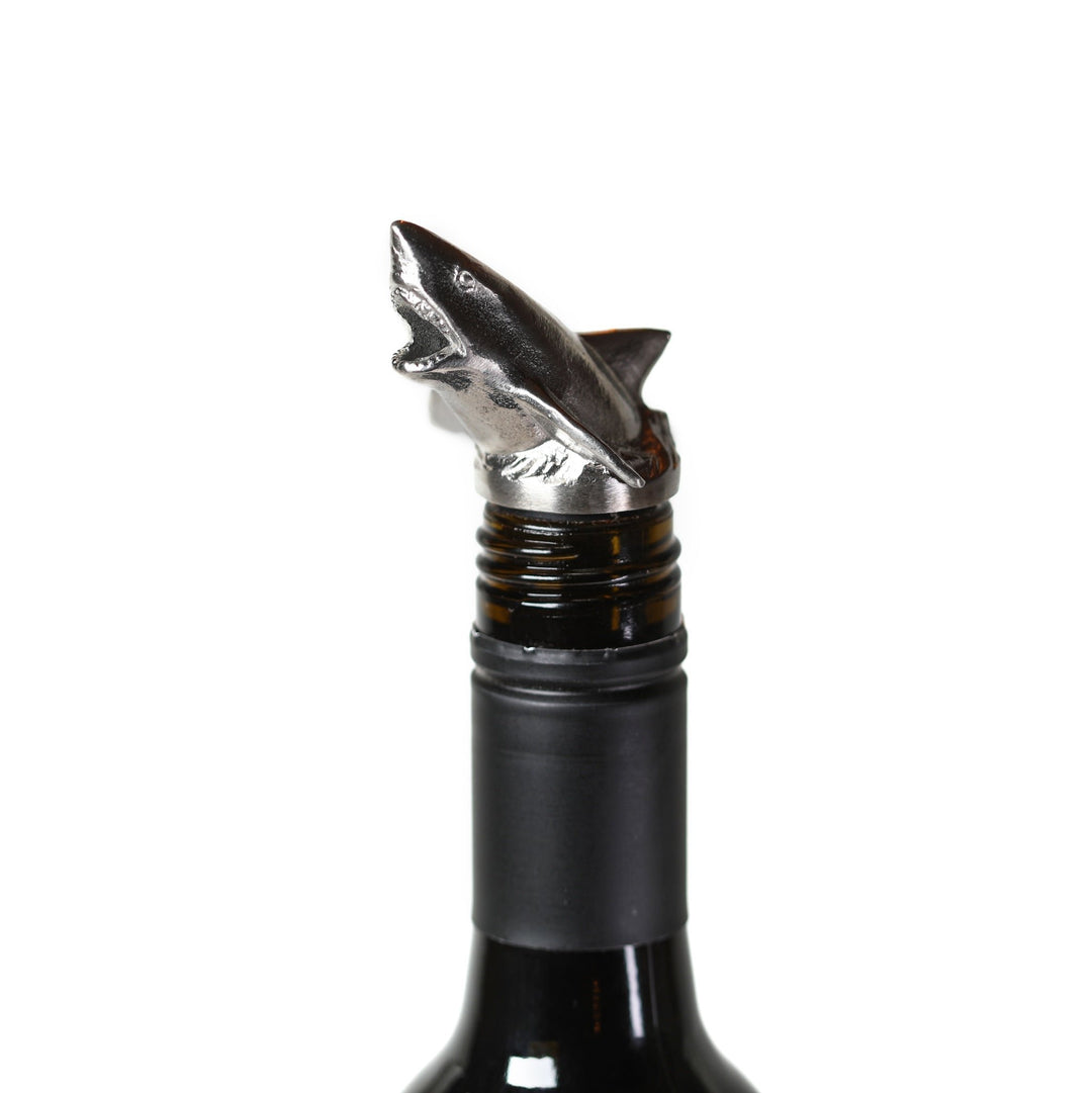 "Shark" Wine Pourer